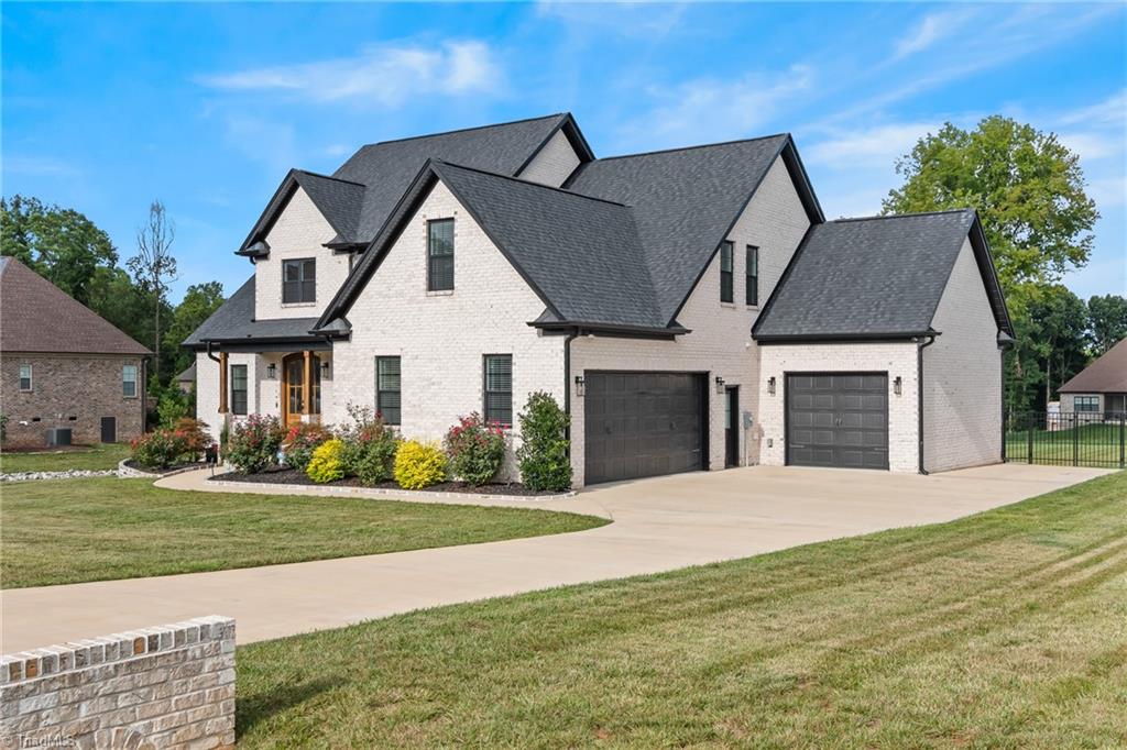 5400 Sicily Street Oak Ridge, NC 27310 - Photo 3 of 45