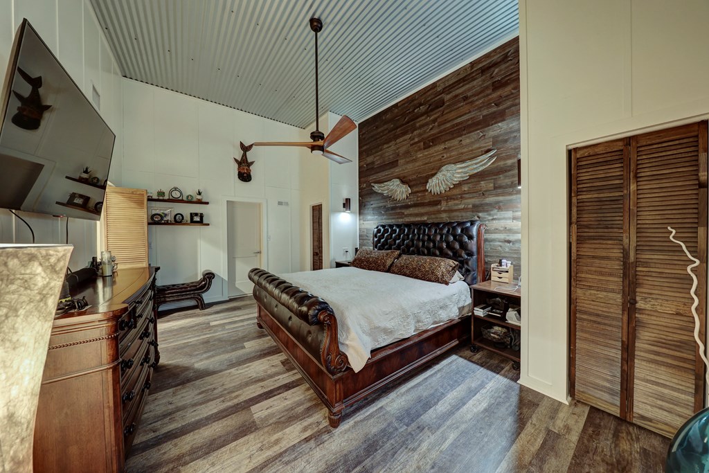 812 Byas Springs Road Mountain Home, TX 78058 - Photo 17 of 56