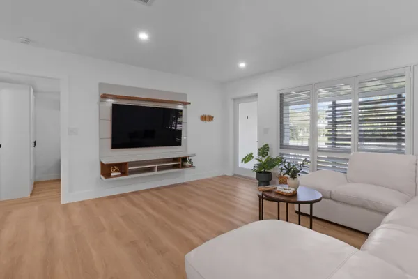 $850,000 | 2030 Northeast 52nd Court, Fort Lauderdale, FL 33308