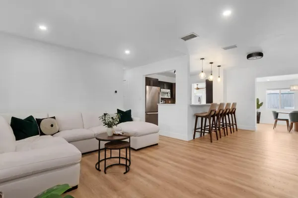 $850,000 | 2030 Northeast 52nd Court, Fort Lauderdale, FL 33308