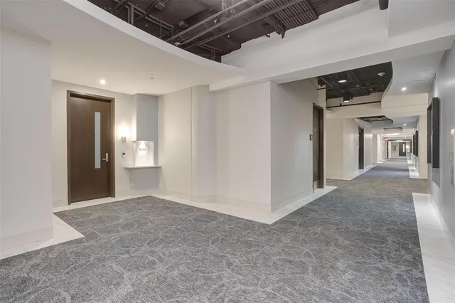 $2,800 | 2600 West 7th Street, Unit 2452, Fort Worth, TX 76107