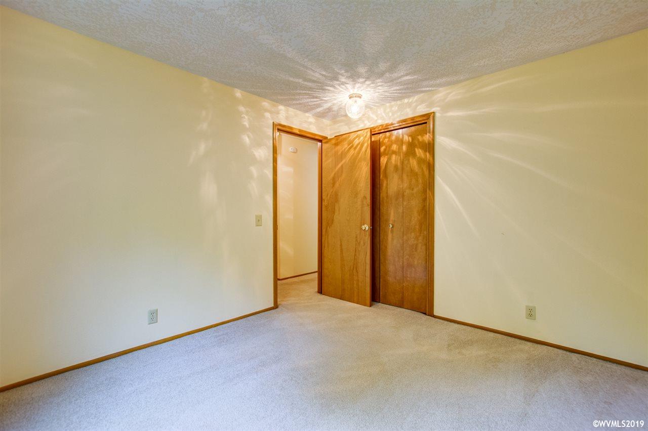 28087 South Lost Canyon Road Mulino, OR 97042 - Photo 14 of 33 Gallery Image 14
