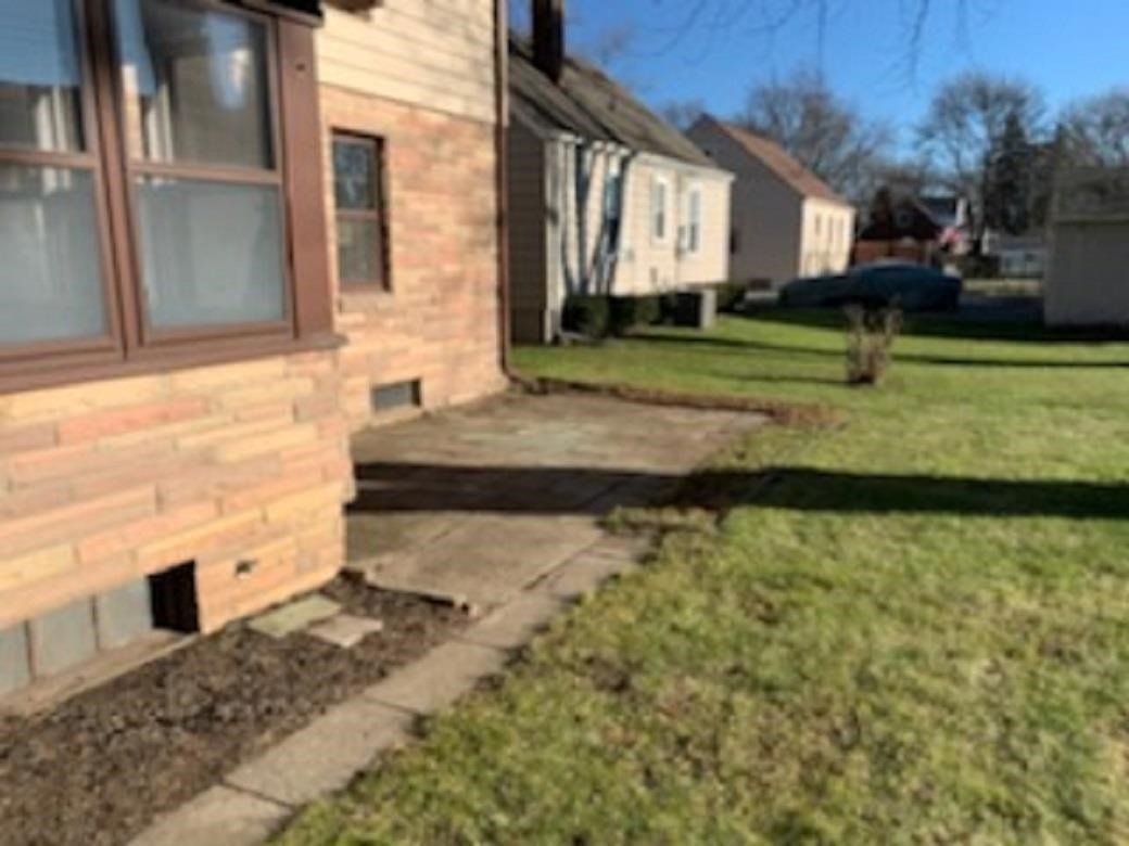 209 Croswell Street Romeo, MI 48065 - Photo 7 of 17 50062662-6.JPG
