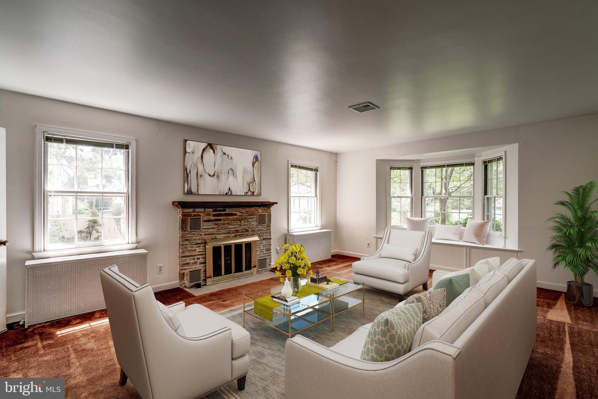 1400 Dennis Avenue Silver Spring, MD 20902 - Photo 4 of 42 Large & luminous Living Room