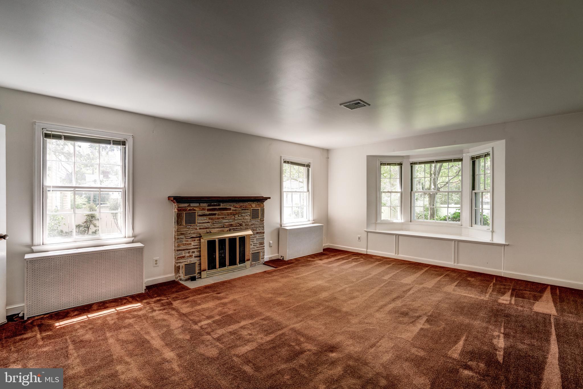 1400 Dennis Avenue Silver Spring, MD 20902 - Photo 5 of 42