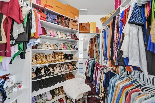 $5,200 | 2001 Barcelona Terrace, Unit 2001, Margate, FL 33063