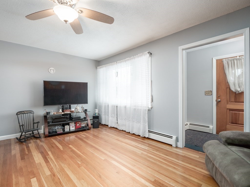 5 Ridge Road Methuen, MA 01844 - Photo 8 of 41 Gallery Image 8