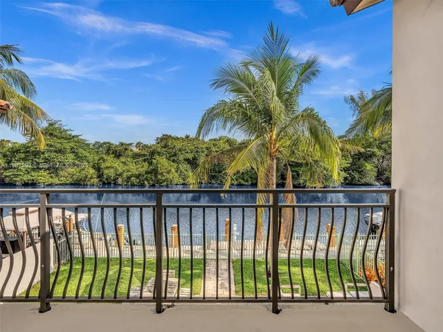 $6,300 | 2901 Hidden Harbour Street, Dania Beach, FL 33312