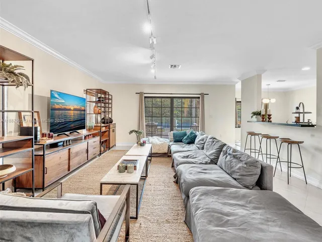 $6,300 | 2901 Hidden Harbour Street, Dania Beach, FL 33312