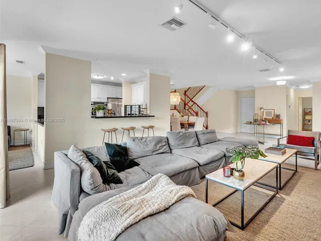 $6,300 | 2901 Hidden Harbour Street, Dania Beach, FL 33312