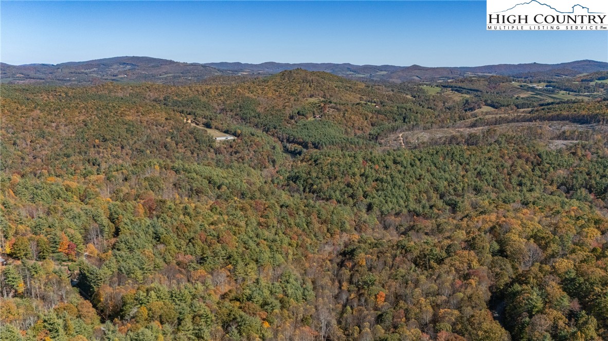 Valley Drive Jefferson, NC 28640 - Photo 15 of 18 a view of a city with mountain view