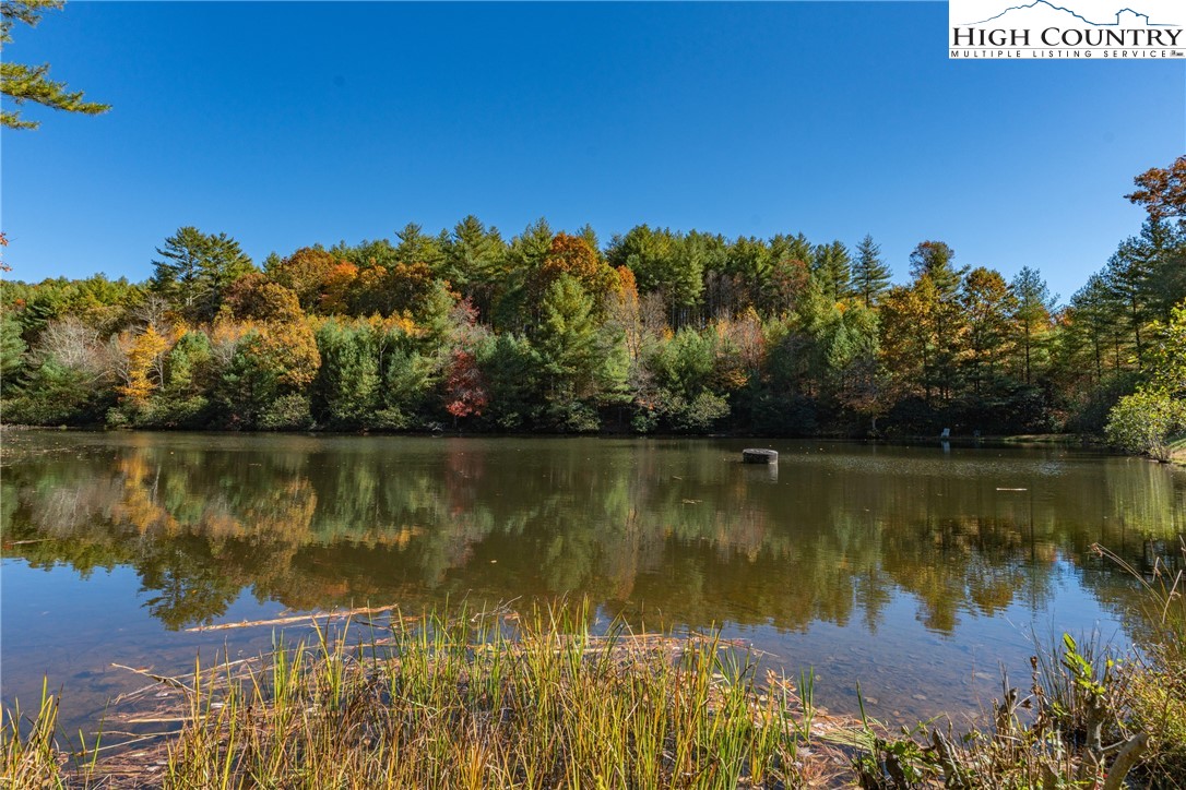 Valley Drive Jefferson, NC 28640 - Photo 4 of 18 a view of lake