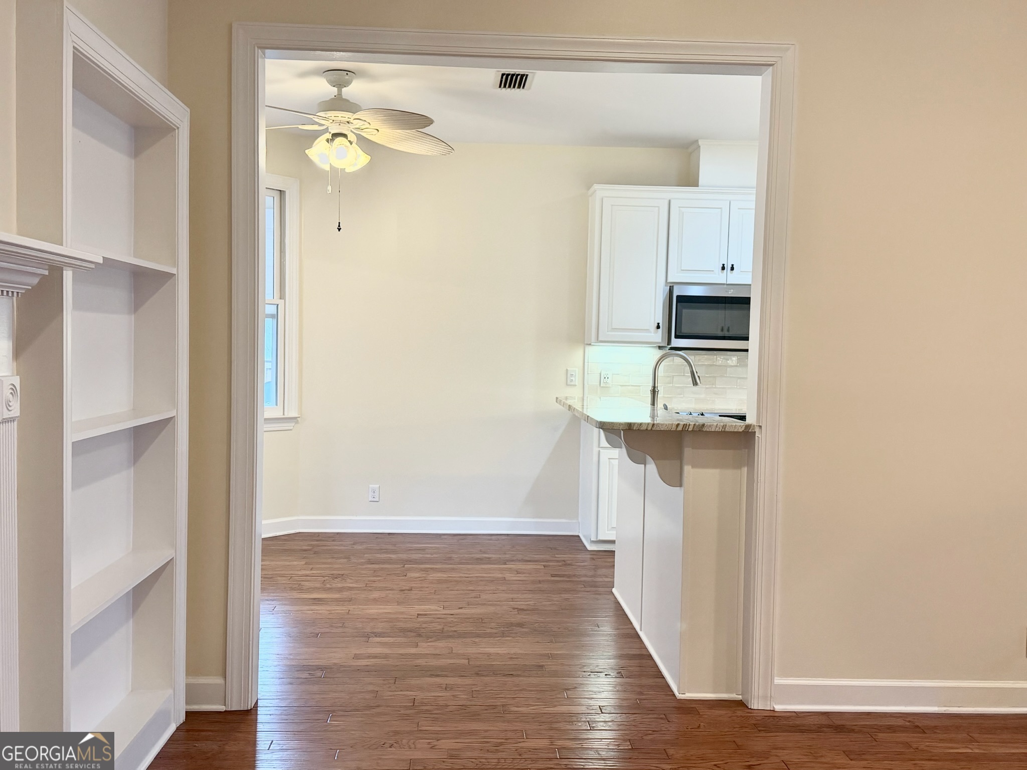 317 Commons Road St. Simons, GA 31522 - Photo 6 of 44