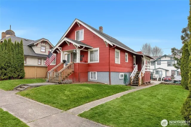 a car parked in front of a house