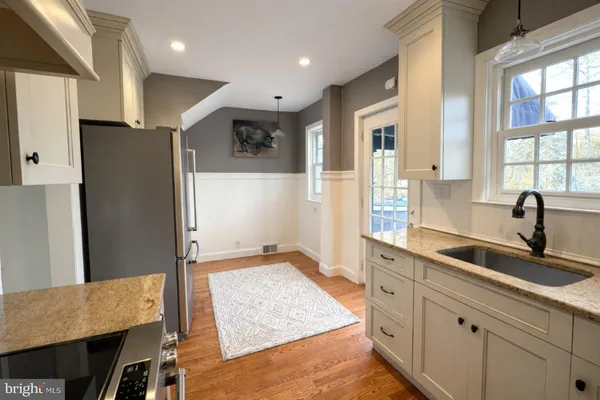 $3,250 | 112 West Park Place, Newark, DE 19711