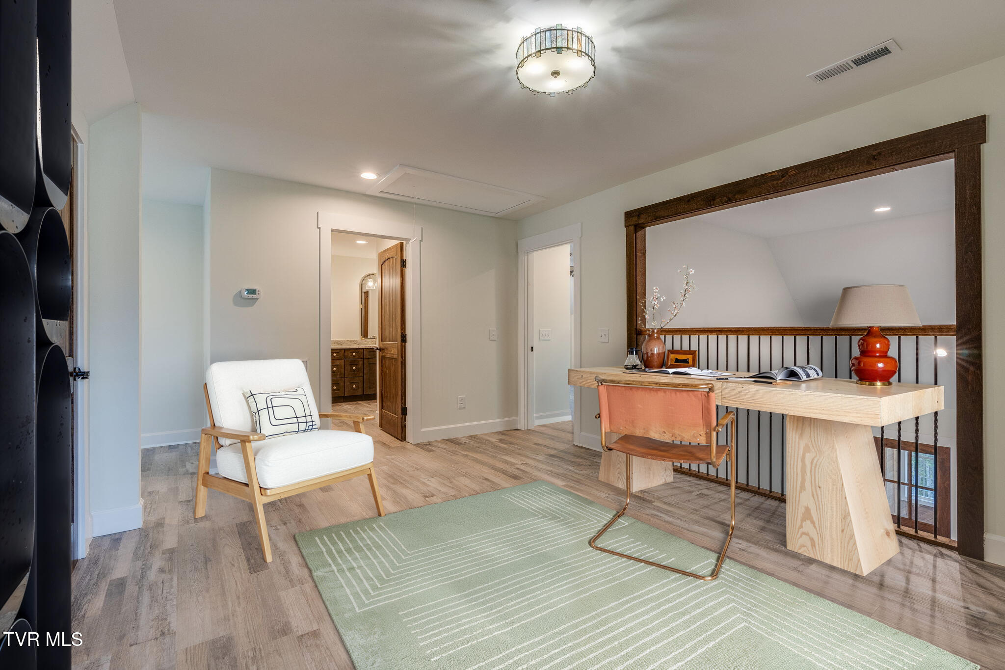 107 Lexington Court Greeneville, TN 37745 - Photo 38 of 76 Staged Office