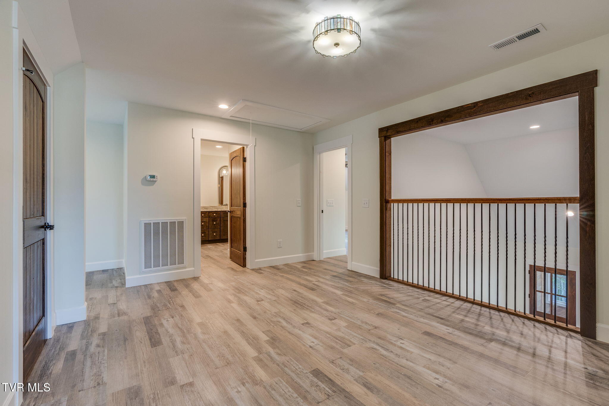 107 Lexington Court Greeneville, TN 37745 - Photo 39 of 76 033