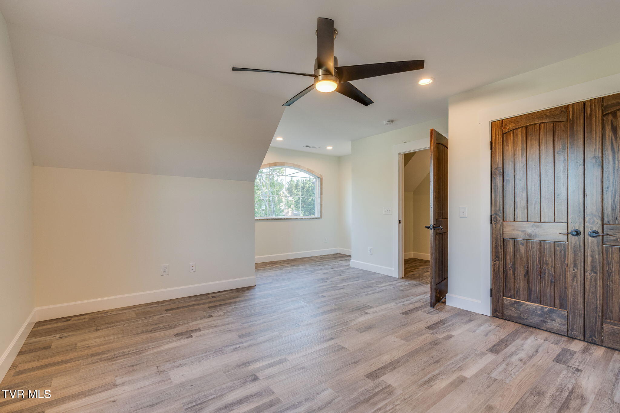 107 Lexington Court Greeneville, TN 37745 - Photo 49 of 76 043