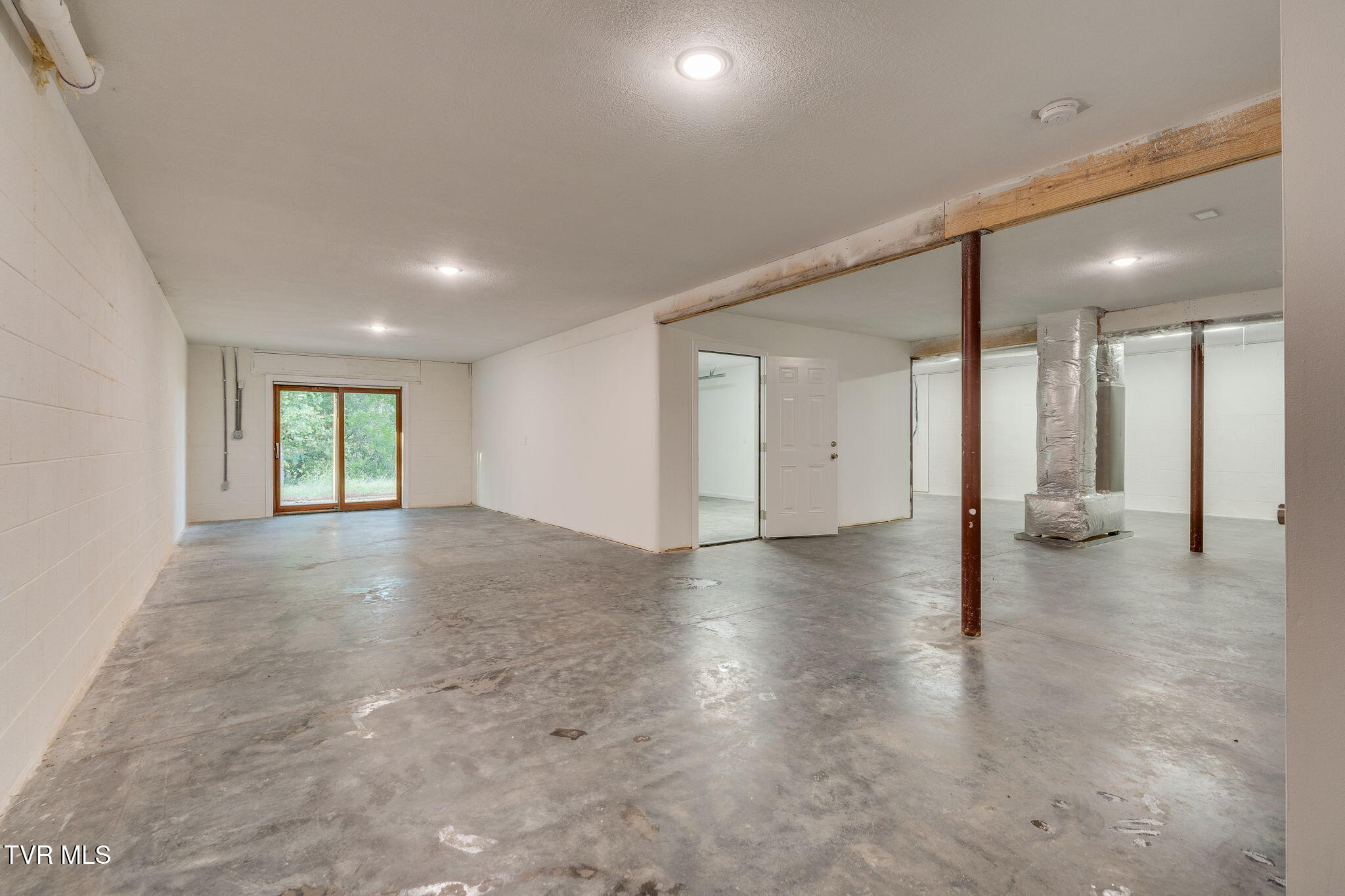 107 Lexington Court Greeneville, TN 37745 - Photo 53 of 76 045