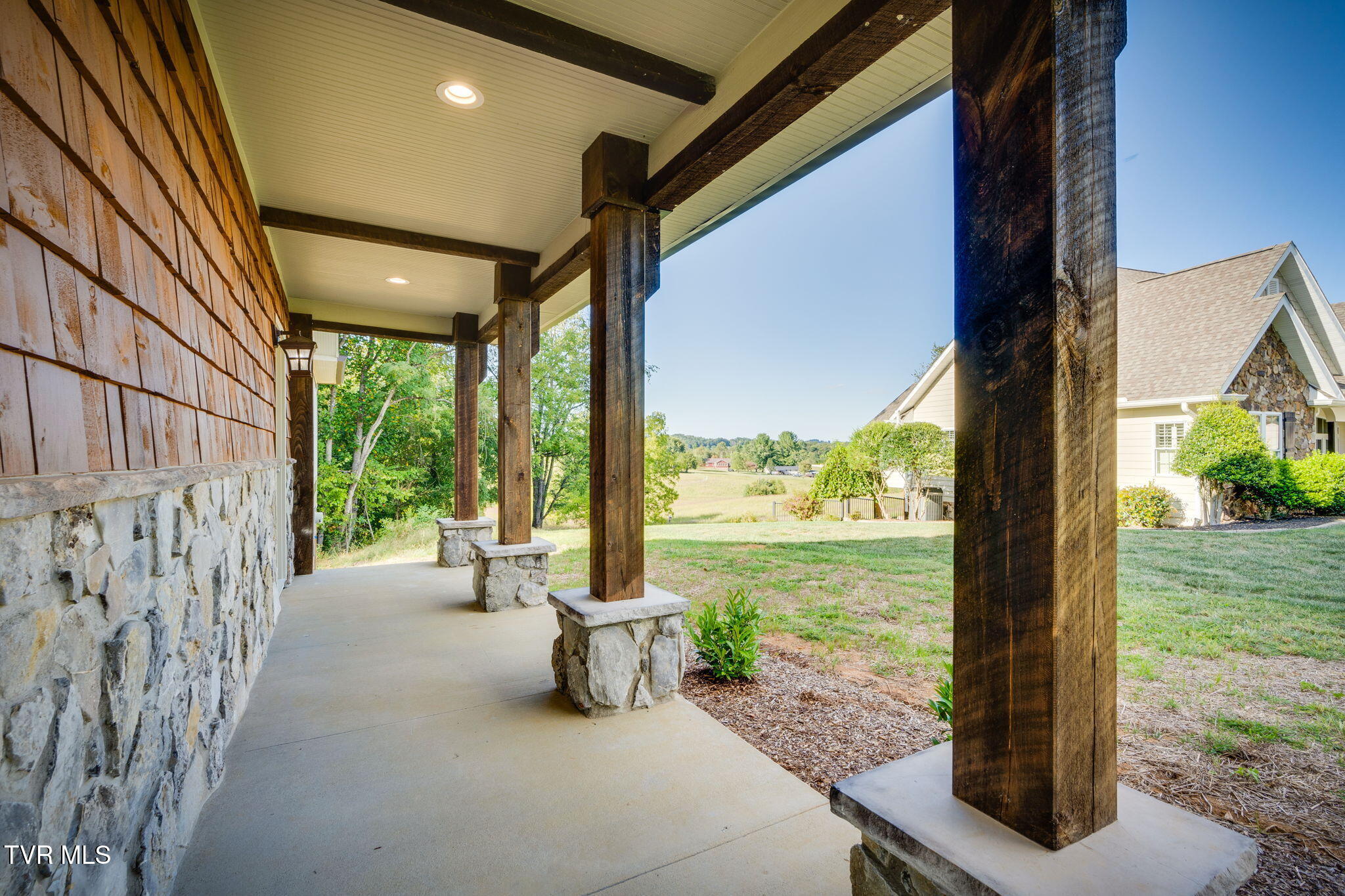 107 Lexington Court Greeneville, TN 37745 - Photo 57 of 76 050