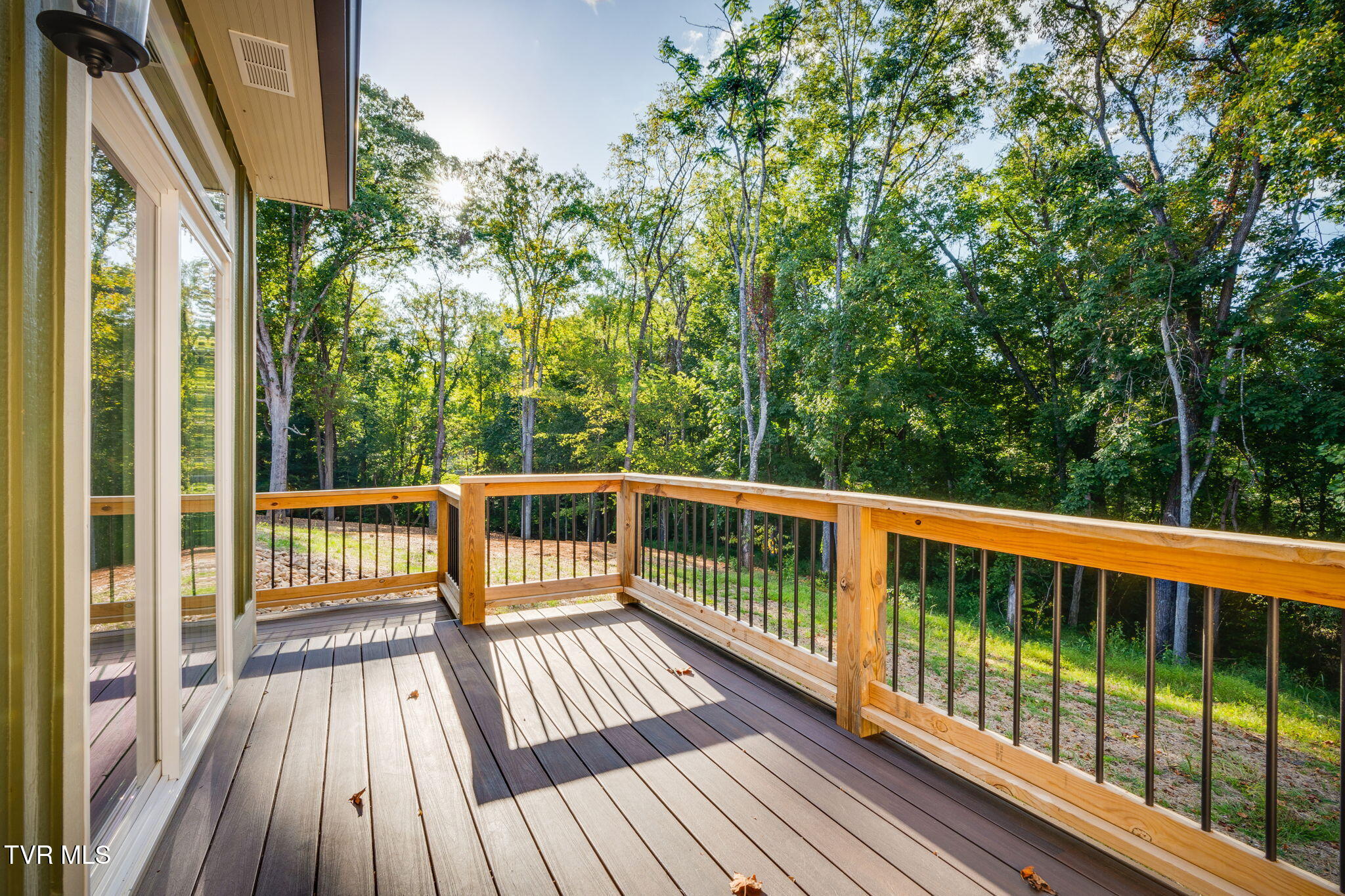 107 Lexington Court Greeneville, TN 37745 - Photo 62 of 76 055