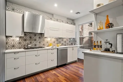 $1,050,000 | 1692 Washington Street, Unit 2, Boston, MA 02118