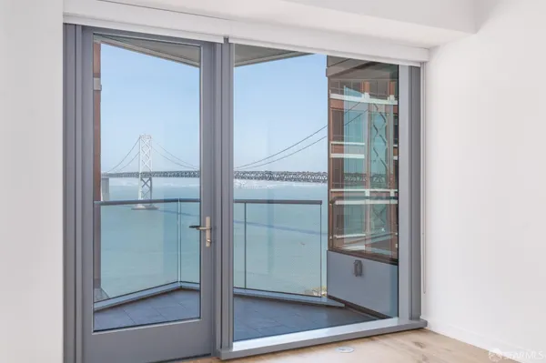 $6,990 | 280 Spear Street, Unit 19F, San Francisco, CA 94105
