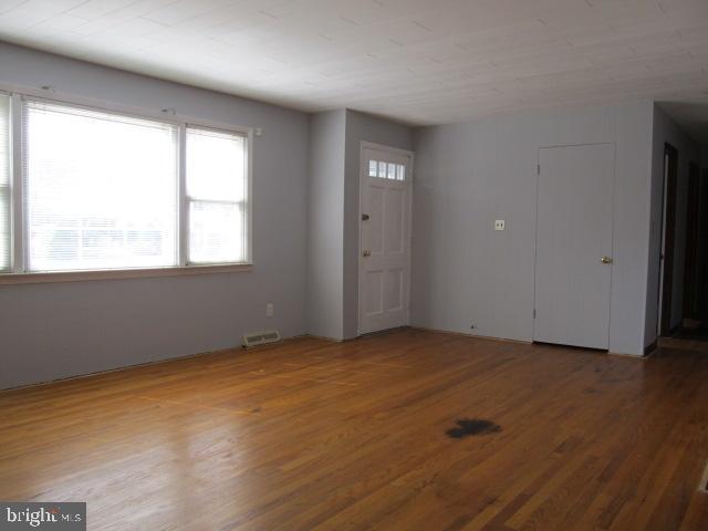 4 Rockland Road Ewing, NJ 08638 - Photo 7 of 24 Gallery Image 7
