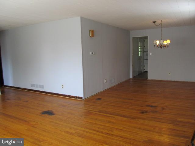 4 Rockland Road Ewing, NJ 08638 - Photo 10 of 24 Gallery Image 10