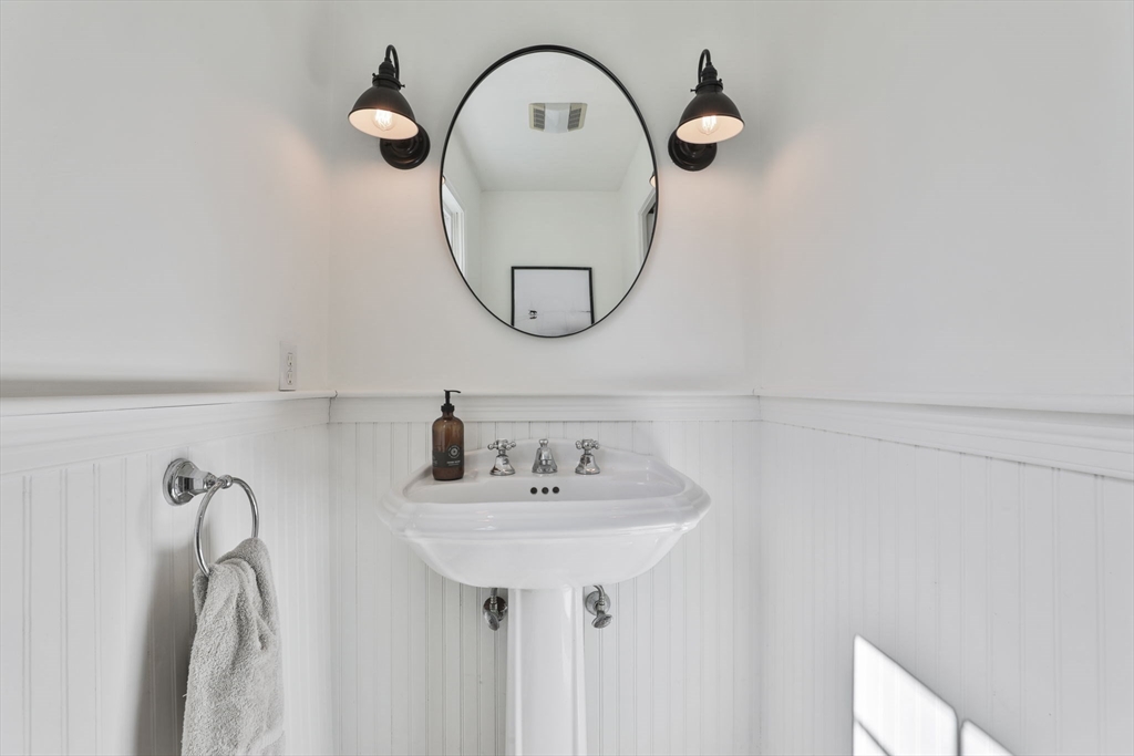 34 Mill Road Harvard, MA 01451 - Photo 21 of 40