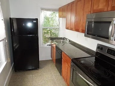 21 Imrie Road, Unit 2 Boston, MA 02135 - Photo 3 of 10