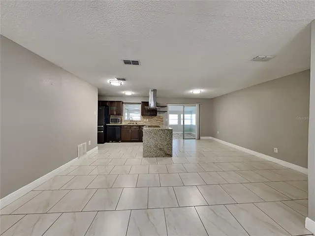 $2,399 | 241 West Citrus Street, Altamonte Springs, FL 32714