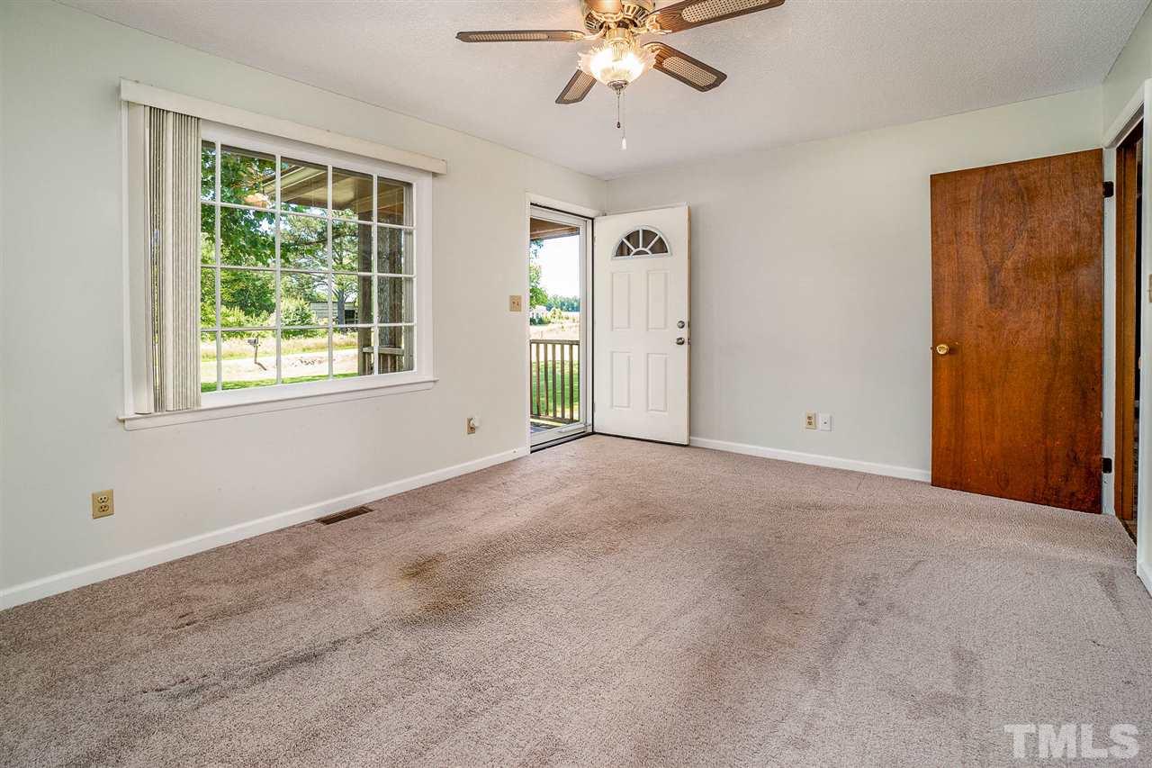 4745 Swift Creek Road Smithfield, NC 27577 - Photo 6 of 17