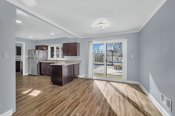 $349,900 | 1616 Mayfield Avenue, Joliet, IL 60435