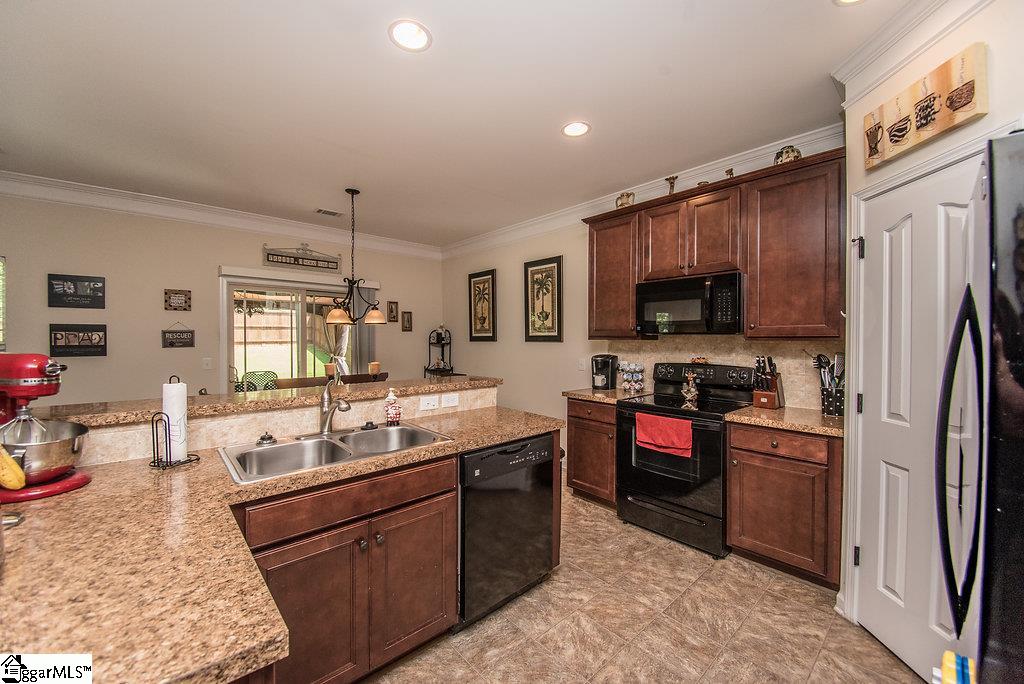 380 Riverdale Road Simpsonville, SC 29680 - Photo 5 of 21 Gallery Image 5