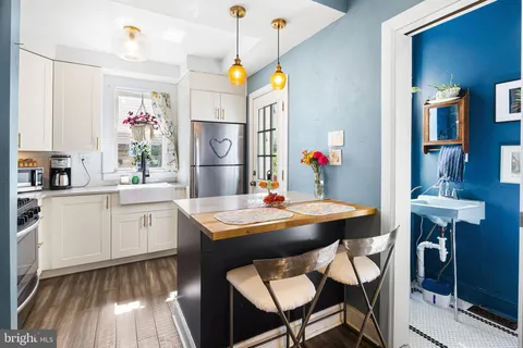 $389,900 | 1839 South Watts Street, Philadelphia, PA 19148
