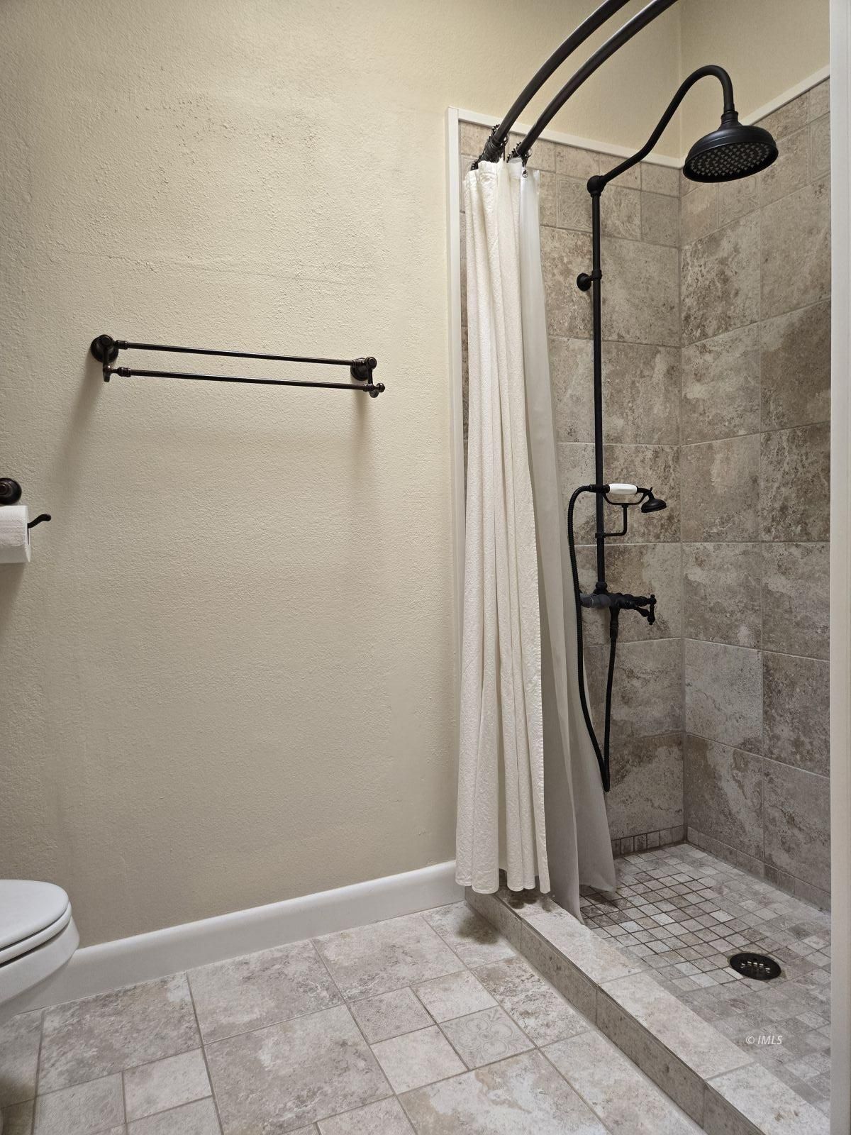 990 Williams Road Olancha, CA 93549 - Photo 11 of 25 Shower