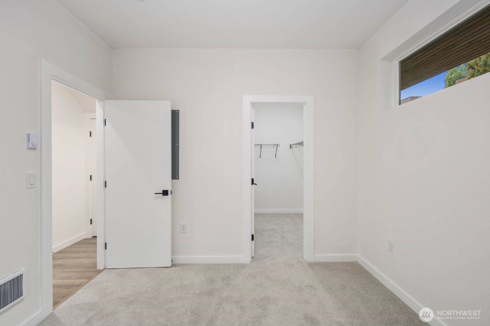 548 South Cloverdale Street, Unit D Seattle, WA 98108 - Photo 19 of 40