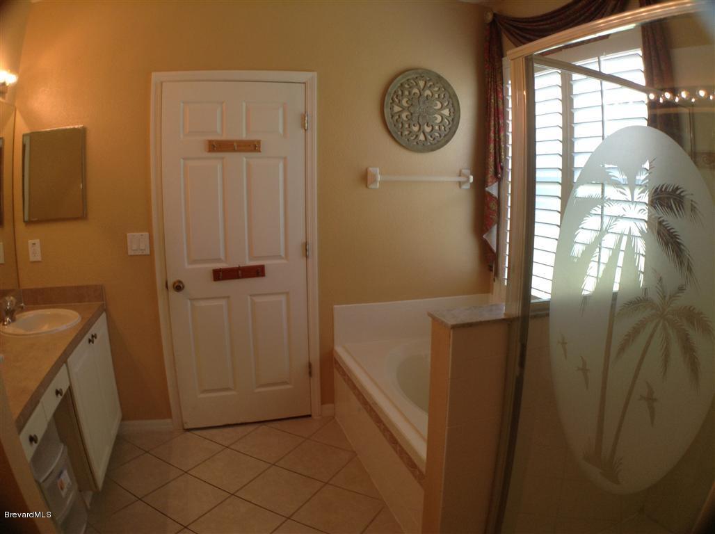 989 Riviera Point Drive Rockledge, FL 32955 - Photo 21 of 25 Master Bathroom