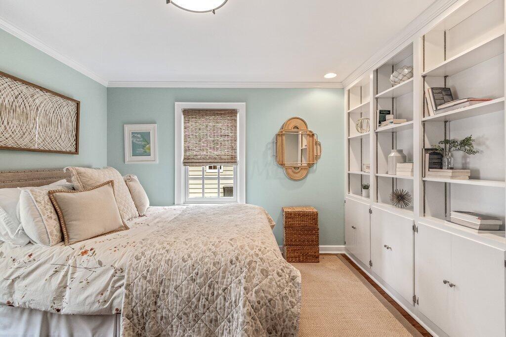 2686 Henthorn Road Columbus, OH 43221 - Photo 15 of 34 2686 Henthorn Road-19.jpg-SMALL
