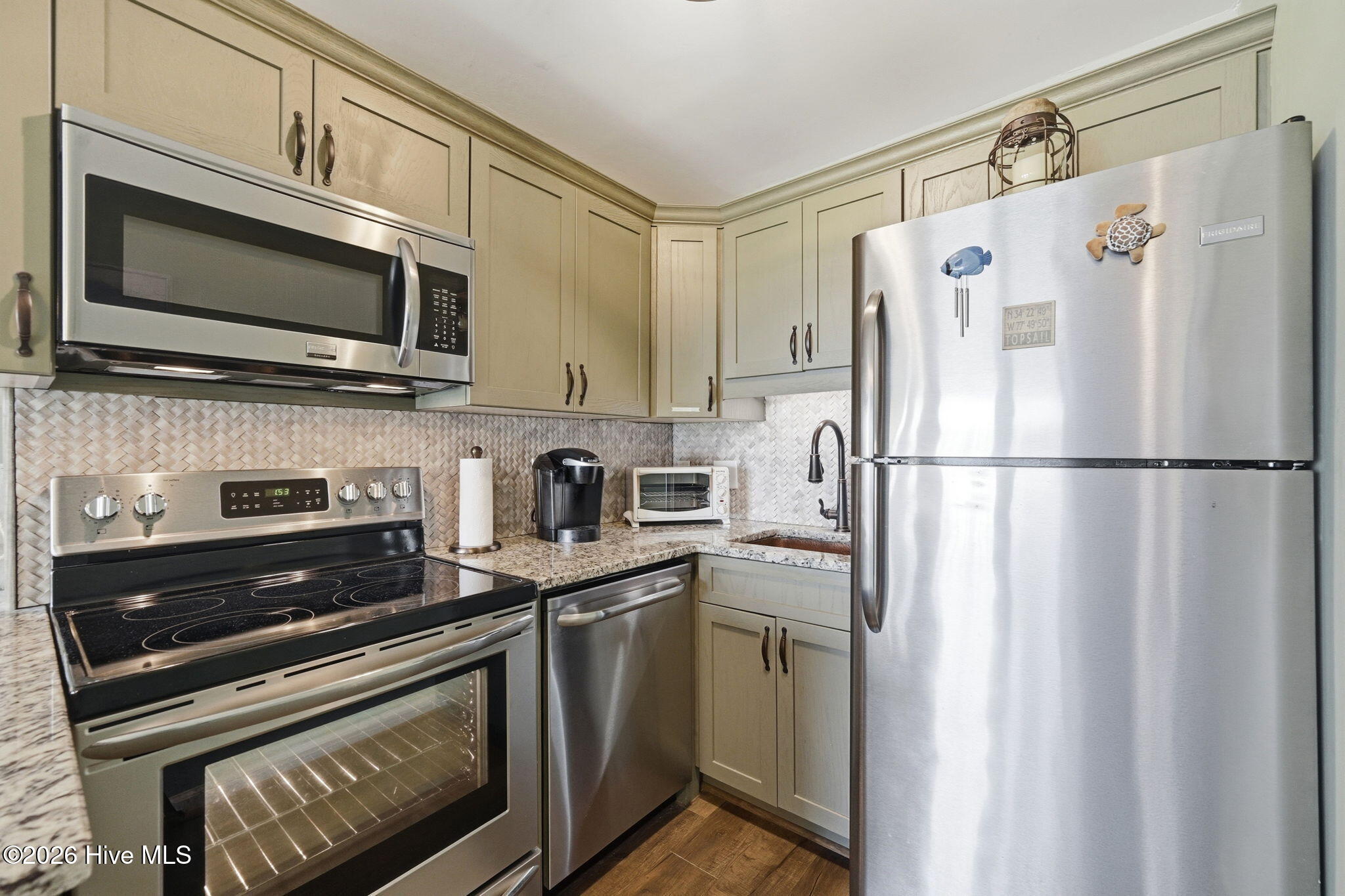 1866 New River Inlet Road, Unit 3101C North Topsail Beach, NC 28460 - Photo 13 of 30 Kitchen