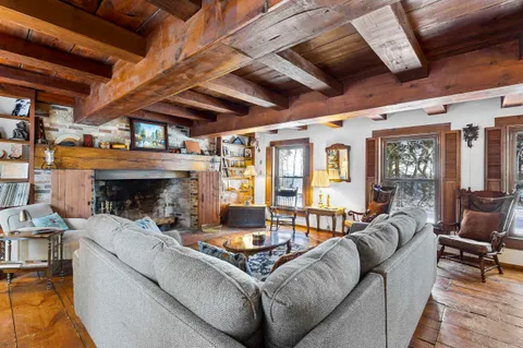 $2,700,000 | 3607 South 10th Street, Manitowoc, WI 54220