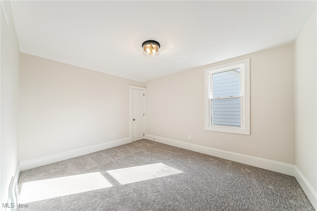 3670 Ludgate Road Cleveland, OH 44120 - Photo 25 of 34