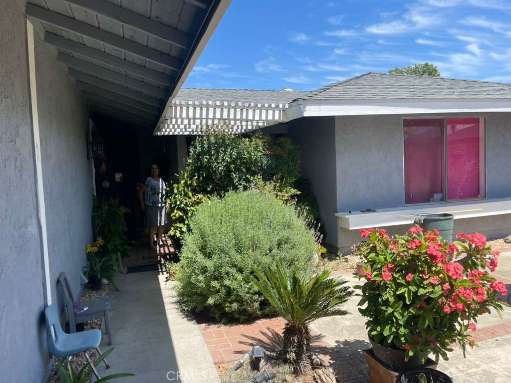 4267 Baggett Drive Riverside, CA 92505 - Photo 3 of 24