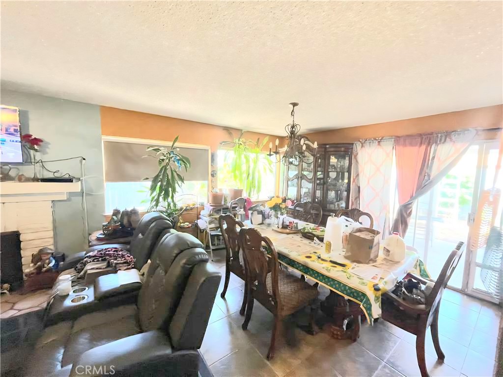 4267 Baggett Drive Riverside, CA 92505 - Photo 5 of 24