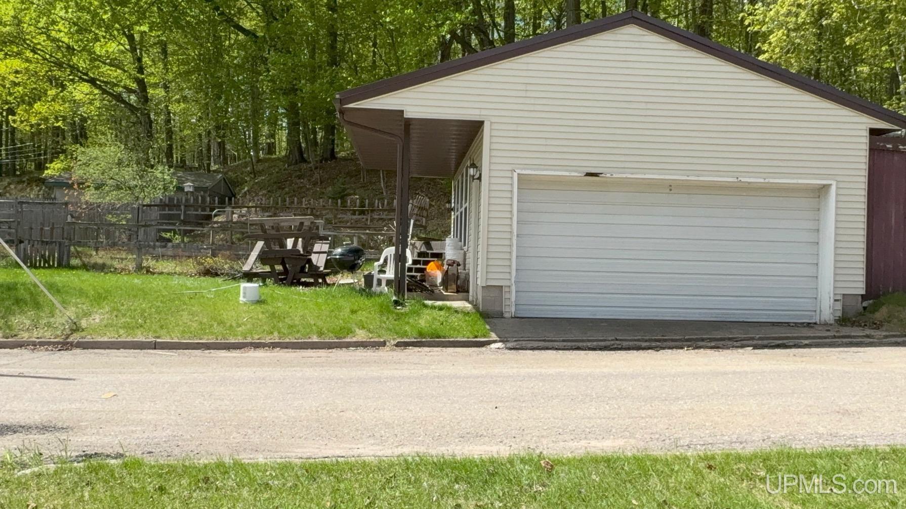 225 Maple Street Niagara, WI 54151 - Photo 26 of 27