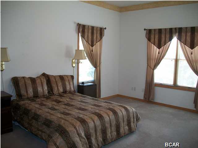 2633 Rolling Pines Road Chipley, FL 32428 - Photo 12 of 23 Gallery Image 12