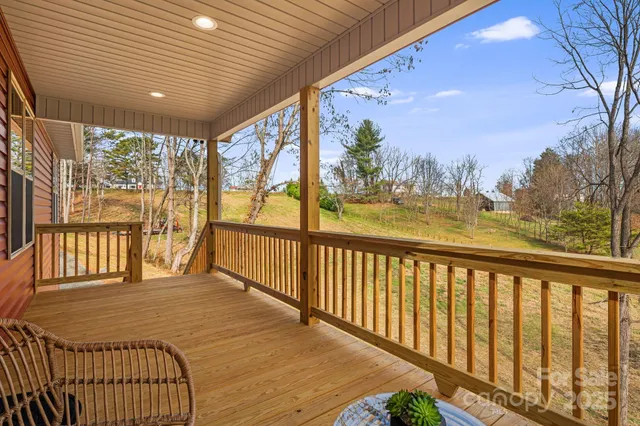 $489,900 | 738 Jupiter Road, Weaverville, NC 28787