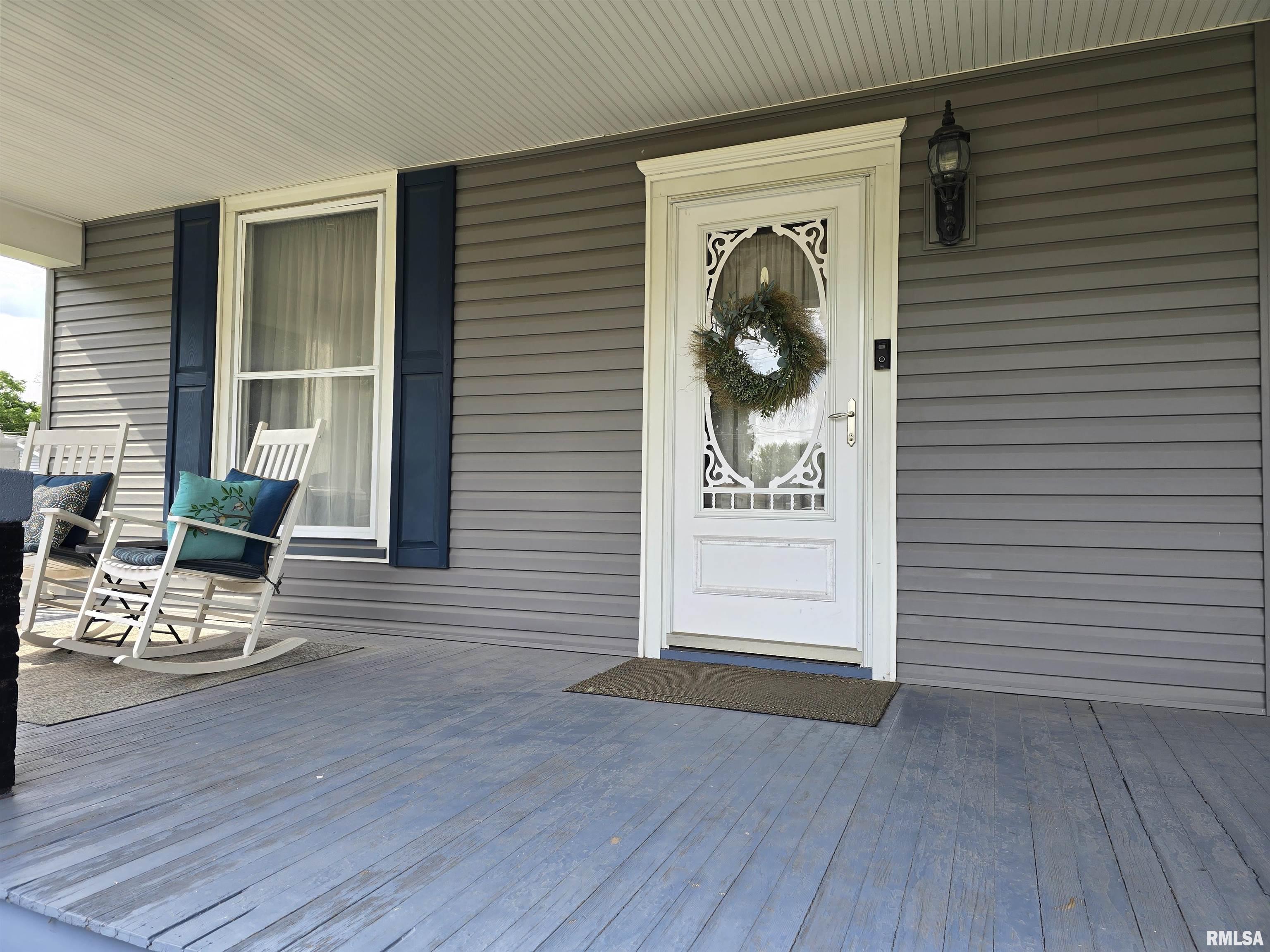 131 West Olive Street Canton, IL 61520 - Photo 6 of 76