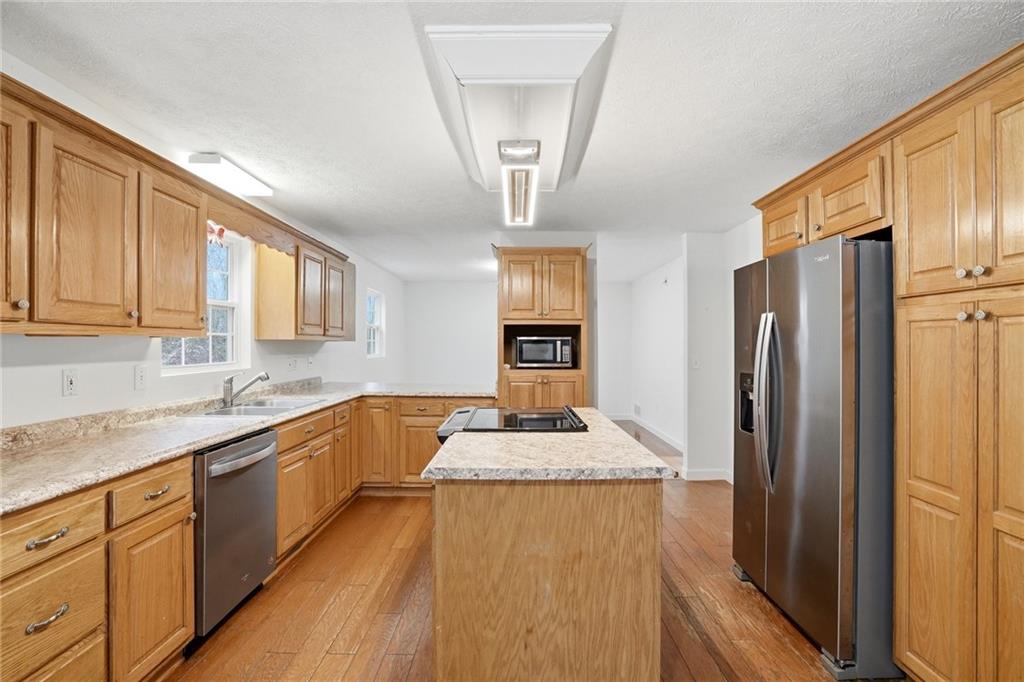 298 J W Nix Road Dahlonega, GA 30533 - Photo 5 of 32